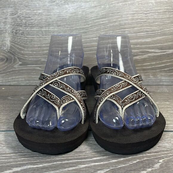 Teva Mush Mandalyn Wedge Ola 2 Women’s Sz 10 Brown Toe Loop Strappy Sandals - Picture 2 of 10